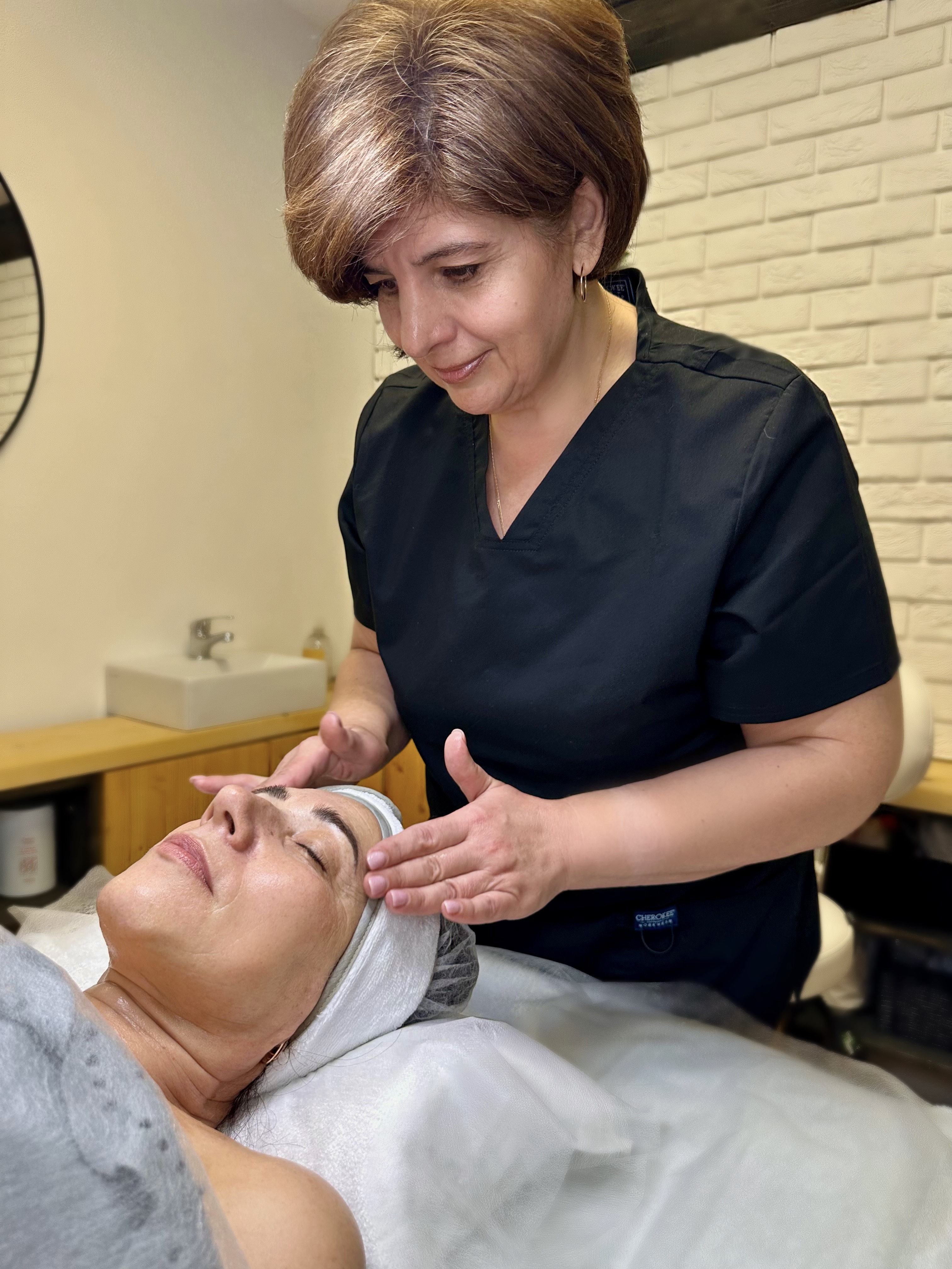 Фото послуг косметолога